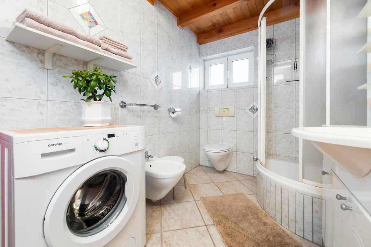 Agata Appartement *